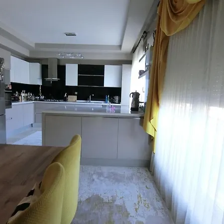 Lueks Rezidansta Modern Apartament